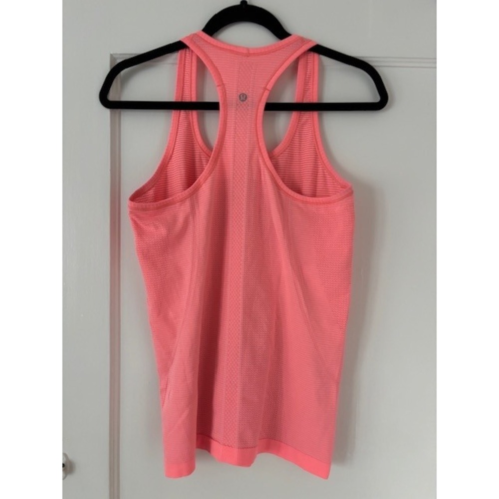 Lululemon Swiftly Tech Racerback Tank Top Neon Pink Coral Size 8 - Picture 2 of 15